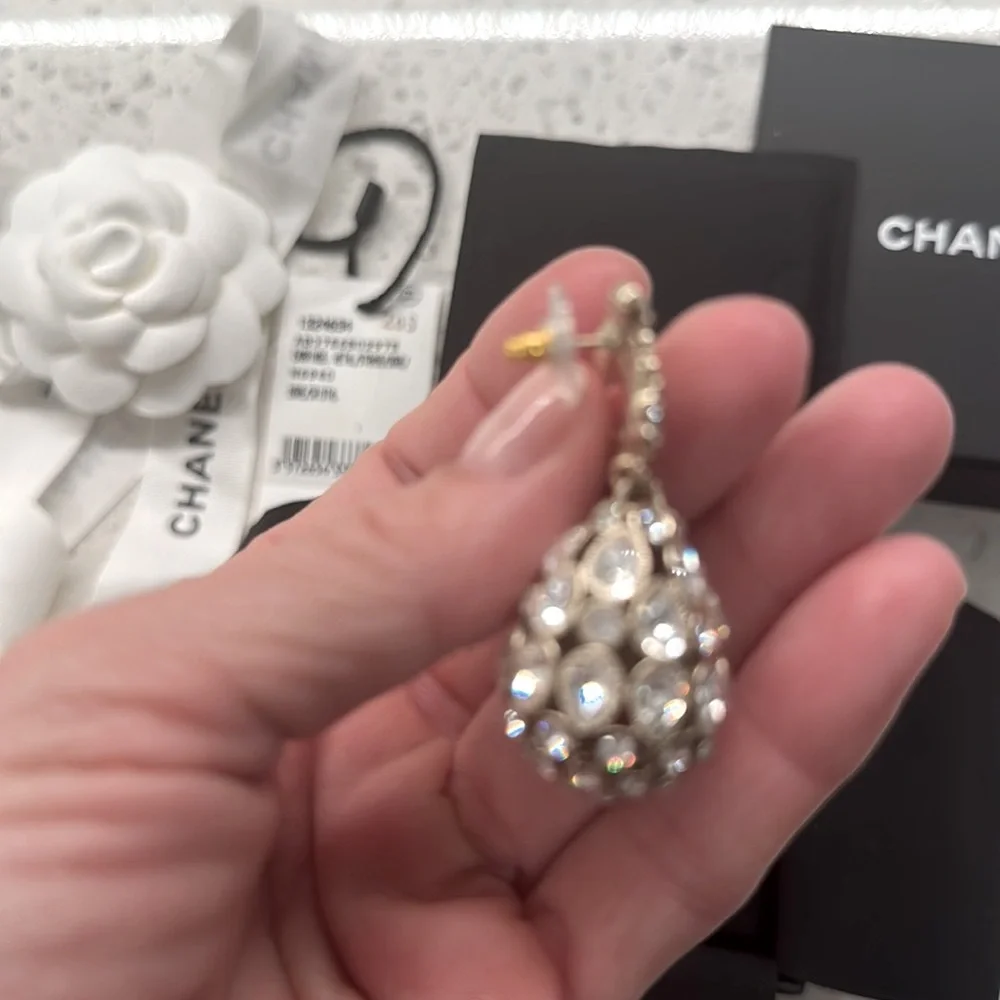 Full Set Chanel Strass CC earings with egg shape drop RARE